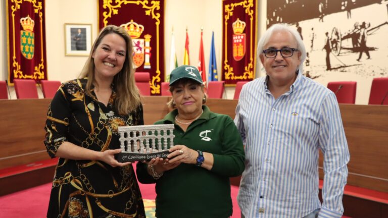 La Alcaldesa da la bienvenida a la Campeona Europea de Ground Golf