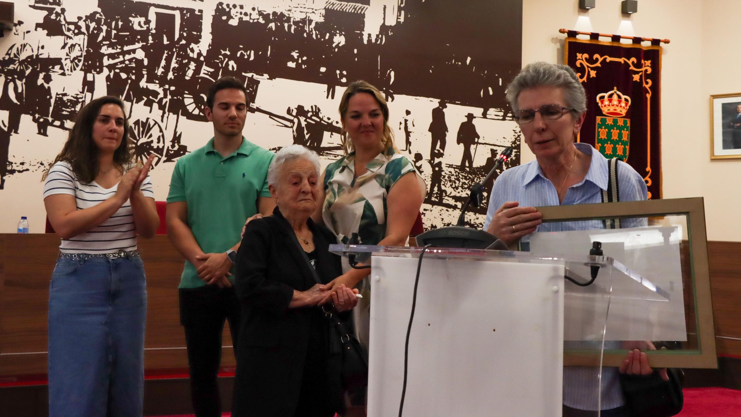 Galapagar otorga el título de Hijo Predilecto a la familia del reconocido Rafael Crespo