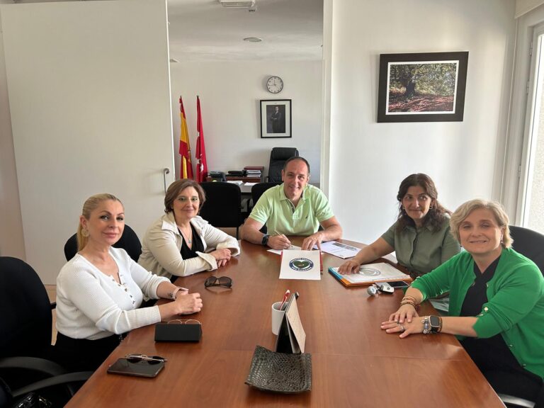 El Ayuntamiento de Alpedrete respalda el manifiesto de la Asociación ‘Nuestro Corazón por Bandera’