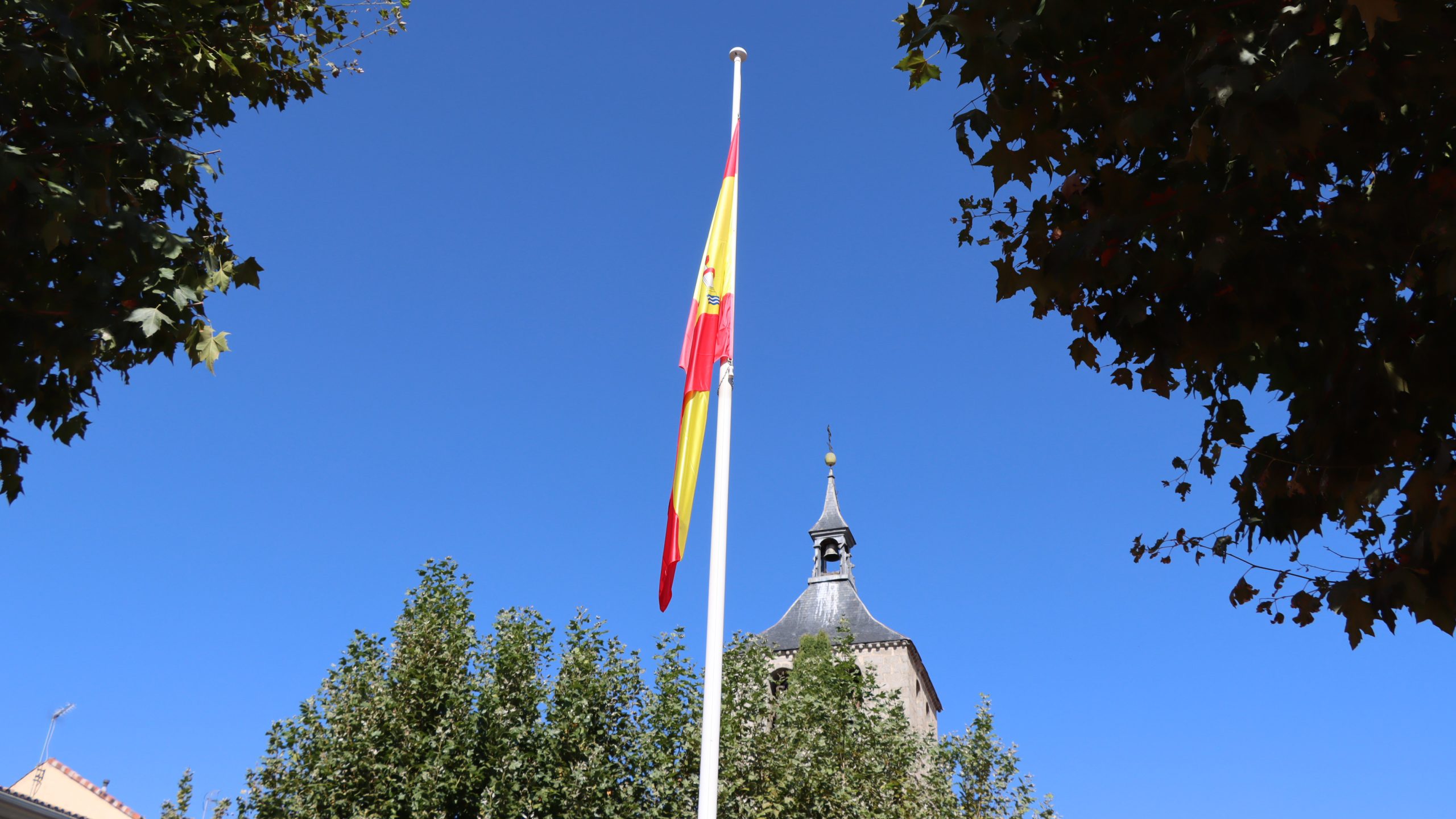 Este Domingo, Casi 140 Vecinos Prestarán Juramento a la Bandera de España