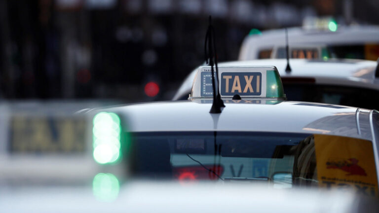 Los Taxistas de Galapagar Obtienen Licencia para Operar en Cualquier Municipio del Área de Prestación Conjunta