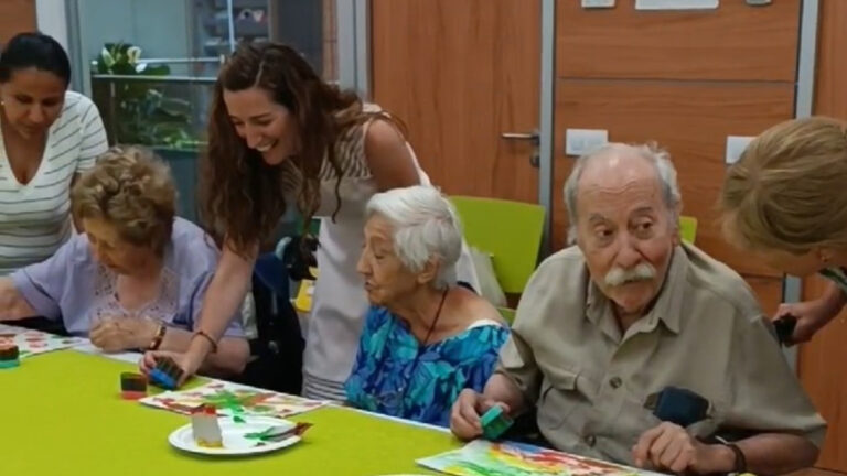 El Encanto de la Pintura y la Literatura para Estimular la Lectura en los Mayores de Galapagar