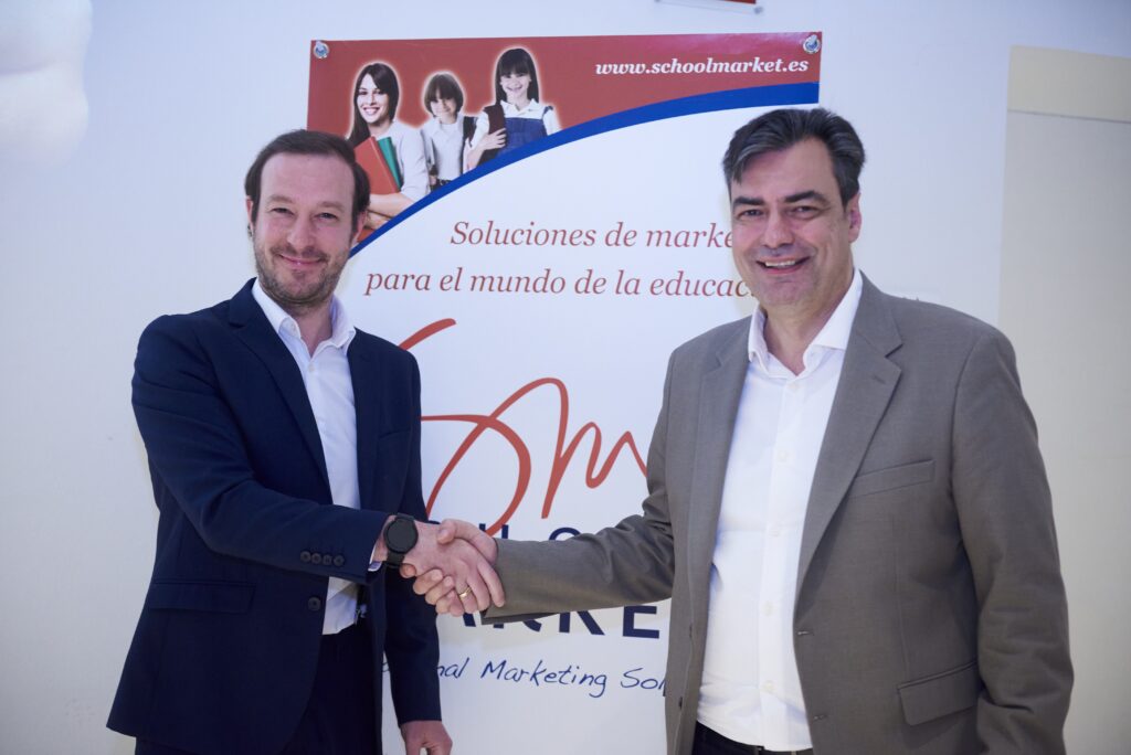 SchoolMarket y TEKDI presentan una formación en IA que capacita a educadores para el futuro tecnológico