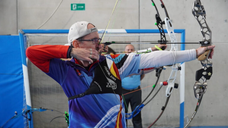 Triunfal inicio de Arqueros 10 Galapagar en la Liga Autonómica de Tiro con Arco de Sala 2024/2025