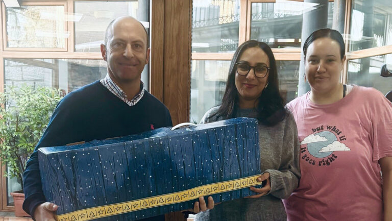 Reconocimiento a la Creatividad: Entrega del Premio al Mejor Escaparate del Año