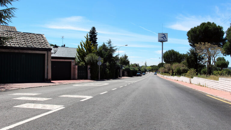 Plan de Urbanización: Nuevas Zonas Deportivas y Asfaltado de Calles en Parquelagos