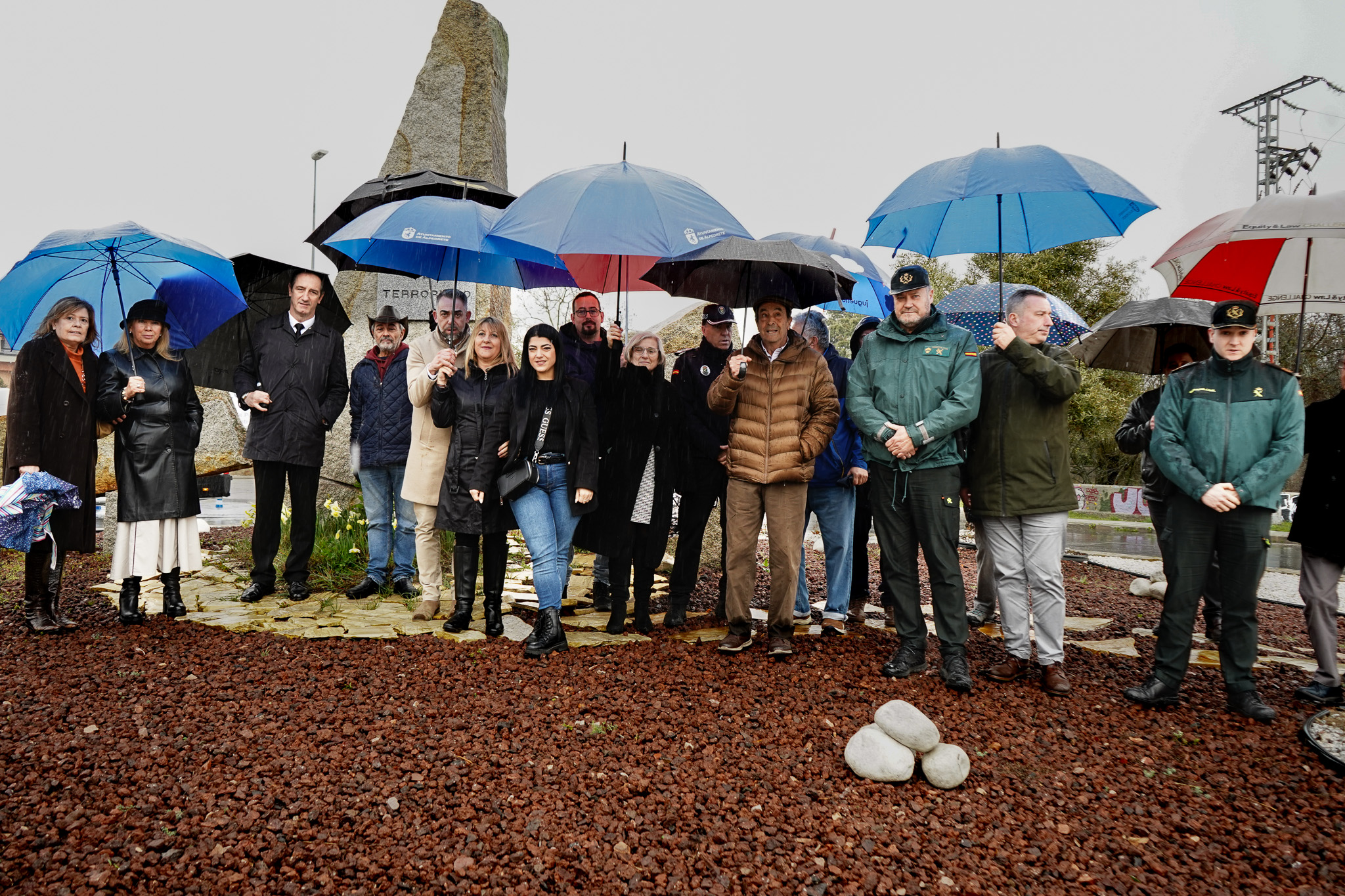 Conmemoración del 11-M: Acto de homenaje y ofrenda floral en recuerdo a las víctimas de los atentados