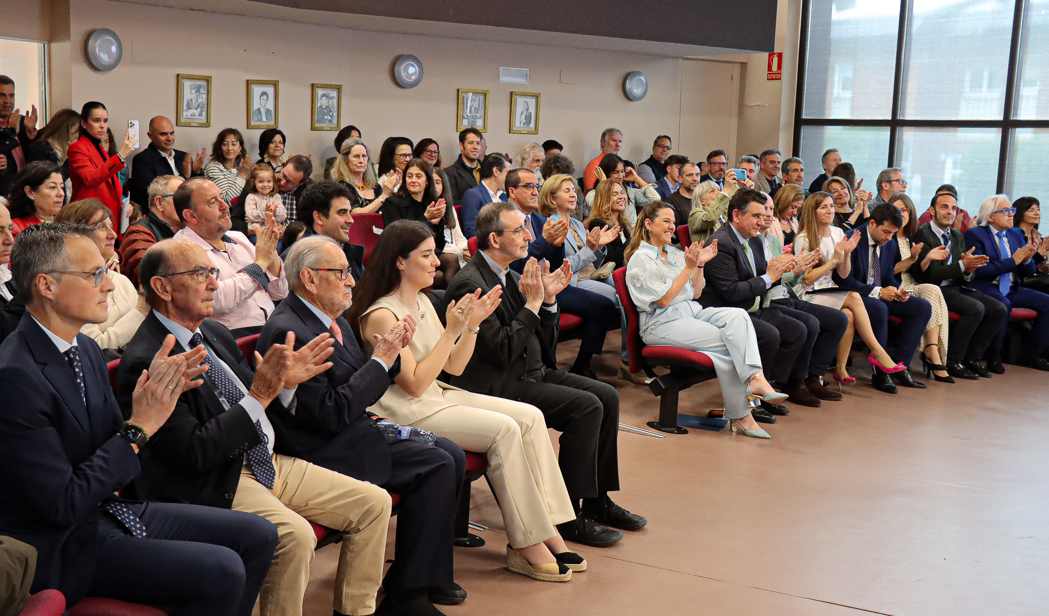 Galapagar celebra con entusiasmo la primera edición de los Premios San Isidro, con gran acogida vecinal y emoción desbordante.
