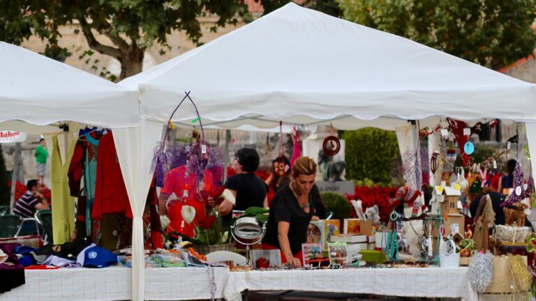 El comercio local sale a la calle en «Galapastock» con grandes ofertas y sorpresas