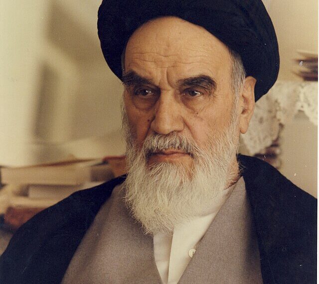 El Mahdī y la metamorfosis del mesianismo: Jomeini y la política del fin